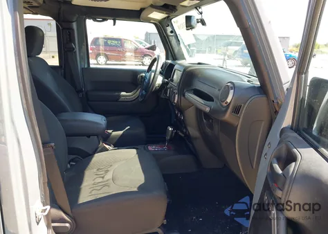 2015 Jeep Wrangler Unlimited Sport из США, поврежденный, VIN 1C4BJWDG3FL725101